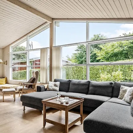 Feriehus Lovely In With Wifi